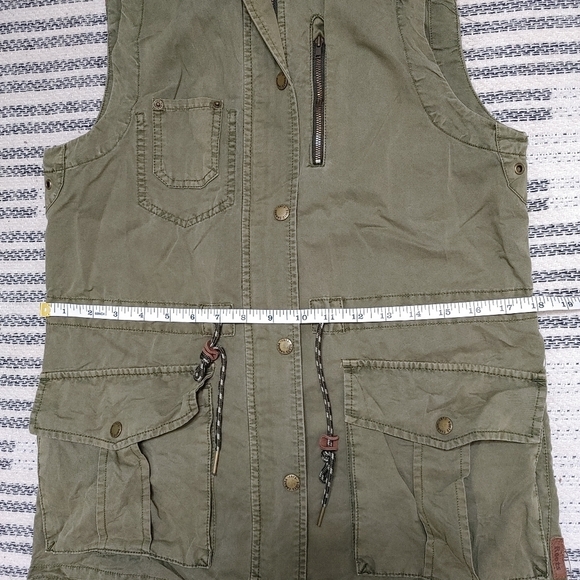 Roots Woven Utility Vest Size XS - Picture 14 of 16
